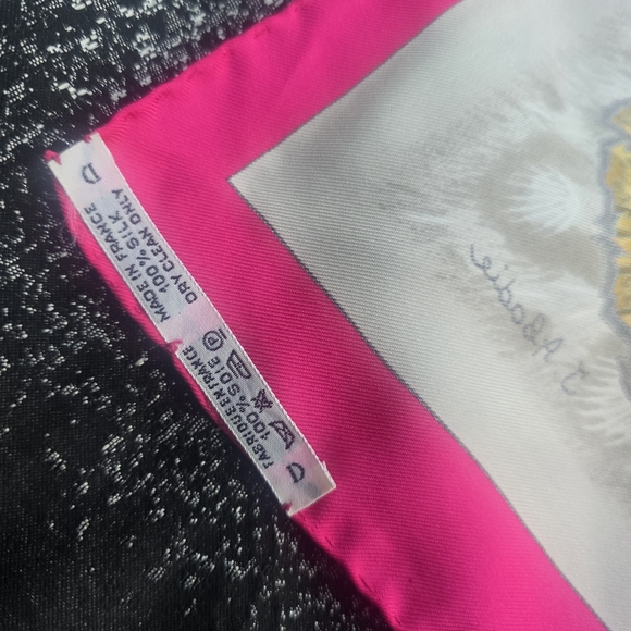 Hermes Scarf Casques et Plumets by Abadie 90 cm silk pink Carre helmet 35″ - Picture 10 of 10